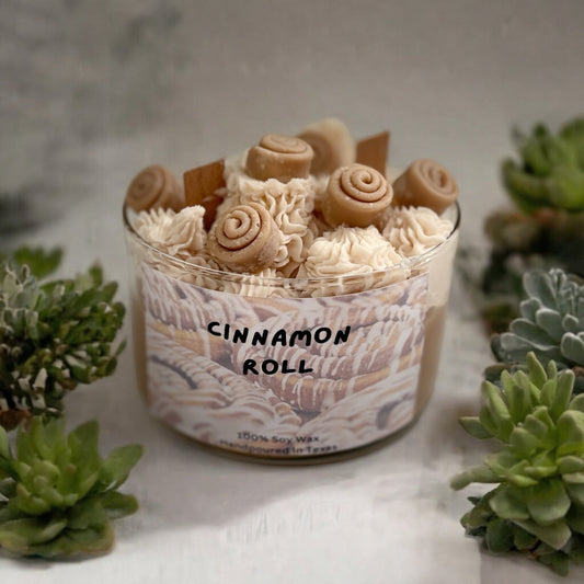 Cinnamon Roll 16 oz Candle